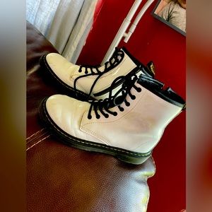 Girls white size 3 doc martens in good condition